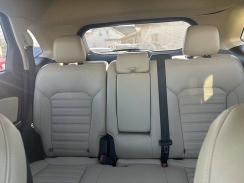 Used 2021 Ford Edge SEL image 29