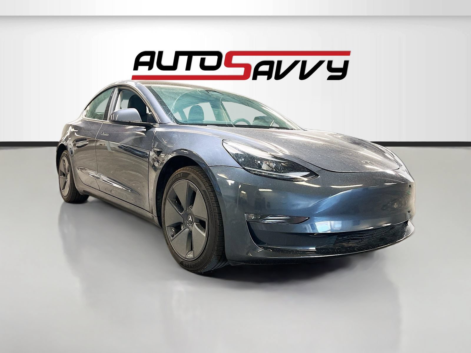 Used 2023 Tesla Model 3 Standard Range RWD image 1