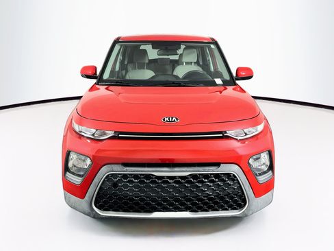 Used 2021 Kia Soul LX FWD image 2