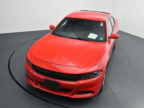 Used 2022 Dodge Charger SXT RWD image 11