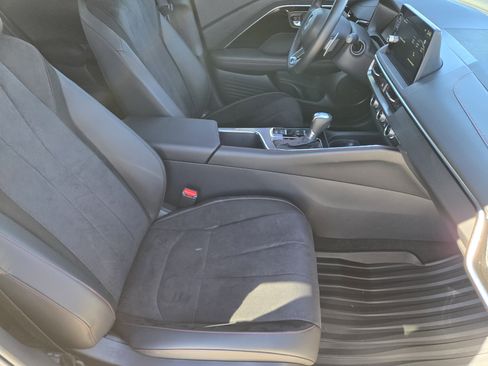 Certified 2025 Acura ADX A-Spec image 12