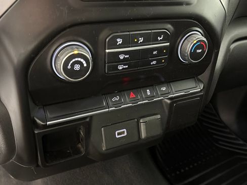 Used 2020 Chevrolet Silverado 1500 Custom w/ Custom Value Package RWD image 42