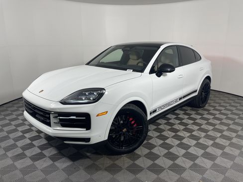 New 2026 Porsche Cayenne S image 1