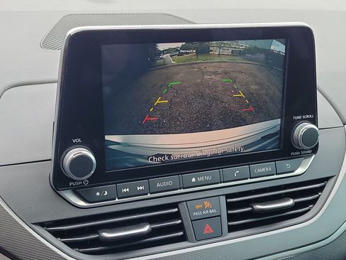 Certified 2025 Nissan Altima 2.5 SR FWD image 20