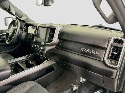 Used 2022 RAM 1500 Big Horn AWD/4WD image 30