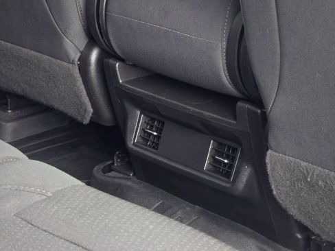 Used 2021 Chevrolet Silverado 2500 Custom w/ Custom Value Package image 35