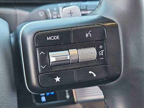 Used 2025 Hyundai Santa Fe SEL image 24