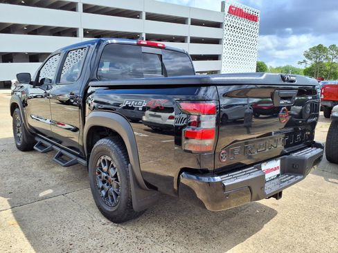 Used 2023 Nissan Frontier PRO-4X w/ Pro-4X Premium Package AWD/4WD image 4