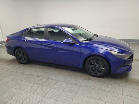 Used 2021 Hyundai Elantra SEL FWD image 11