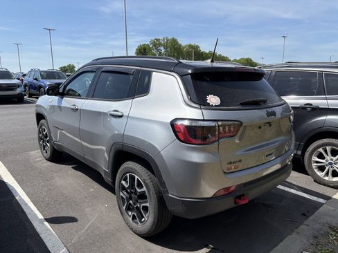 Used 2021 Jeep Compass Trailhawk AWD/4WD image 4