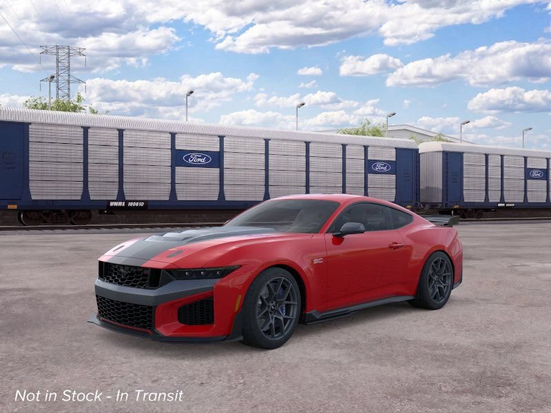 New 2026 Ford Mustang Dark Horse SC w/ Carbon Fiber Exterior Package RWD image 2