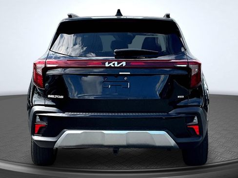 Used 2024 Kia Seltos S AWD/4WD image 6