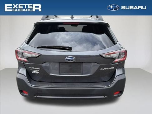 Used 2024 Subaru Outback Premium AWD/4WD image 5