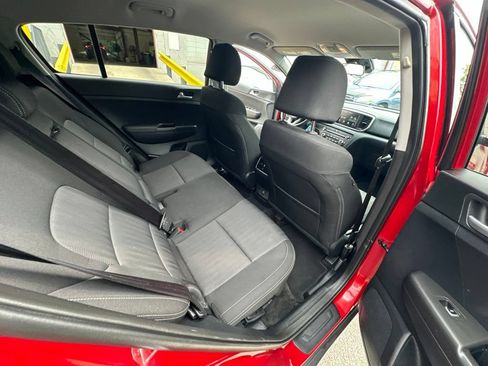 Used 2020 Kia Sportage LX AWD/4WD image 30