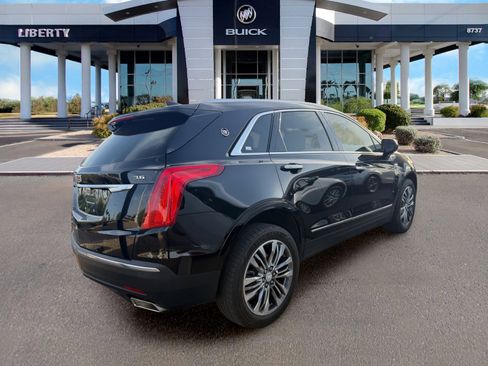 Used 2018 Cadillac XT5 Premium Luxury w/ LPO, Wheel Lock Package image 2