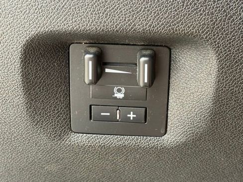 Used 2014 GMC Sierra 2500 SLE w/ HD SLE Premium Package image 25