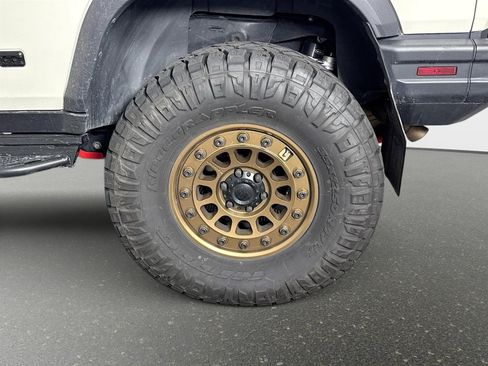 Used 2024 INEOS Grenadier image 28