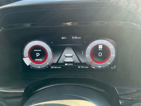 Used 2024 Nissan Pathfinder Platinum image 19