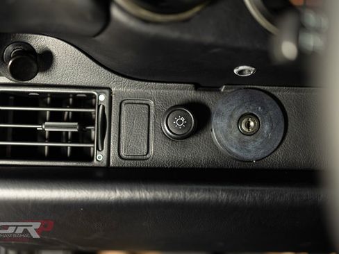 Used 1996 Porsche 911 GT3 RS image 34