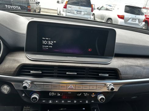 Used 2022 Kia Telluride SX w/ SX Prestige Package image 16