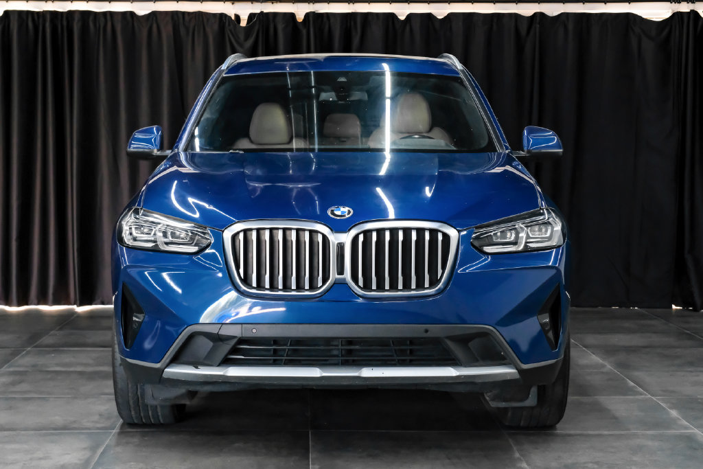 Used 2023 BMW X3 xDrive30i w/ Convenience Package AWD/4WD image 6