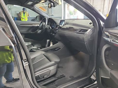 Used 2018 BMW X2 sDrive28i FWD image 17