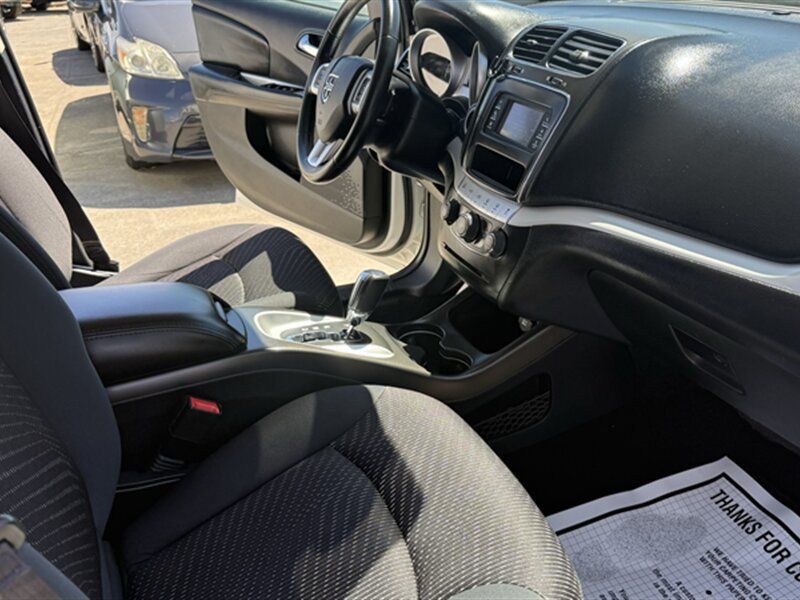 Used 2016 Dodge Journey SXT w/ Premium Group FWD image 20