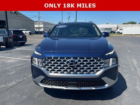 Used 2023 Hyundai Santa Fe SEL w/ Premium Package AWD/4WD image 3