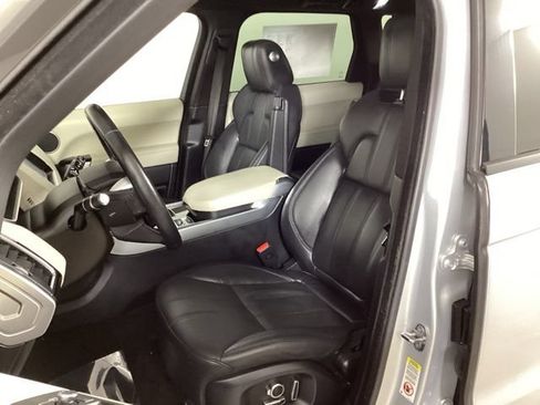 Used 2017 Land Rover Range Rover Sport HSE AWD/4WD image 30