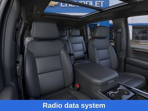 New 2026 Chevrolet Suburban LT w/ Comfort Package AWD/4WD image 17