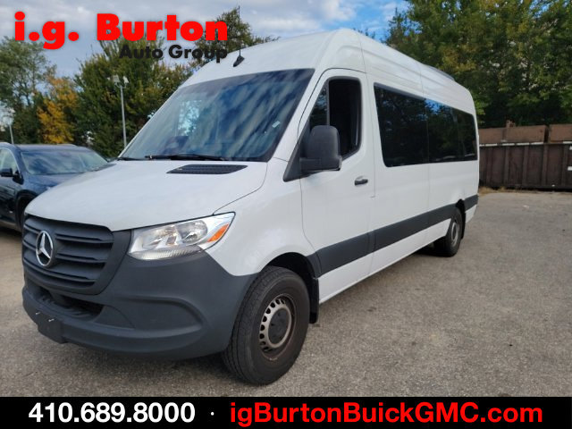 Used 2025 Mercedes-Benz Sprinter 2500 image 3
