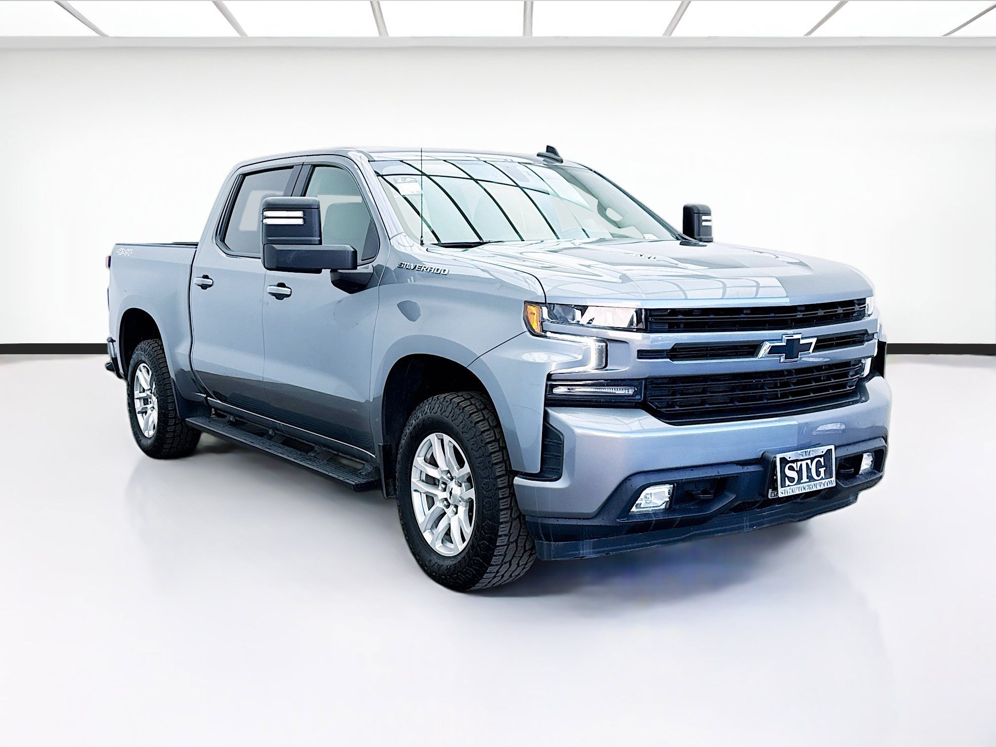 Used 2021 Chevrolet Silverado 1500 RST AWD/4WD image 3