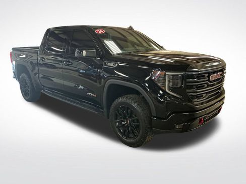 Used 2024 GMC Sierra 1500 AT4 w/ Technology Package AWD/4WD image 8