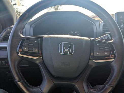 Used 2025 Honda Odyssey Sport-L image 14