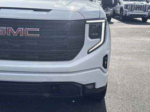 New 2026 GMC Sierra 1500 Elevation w/ Elevation Premium Package AWD/4WD image 9