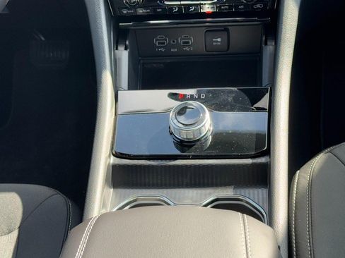 New 2026 Jeep Grand Cherokee Laredo X AWD/4WD image 11
