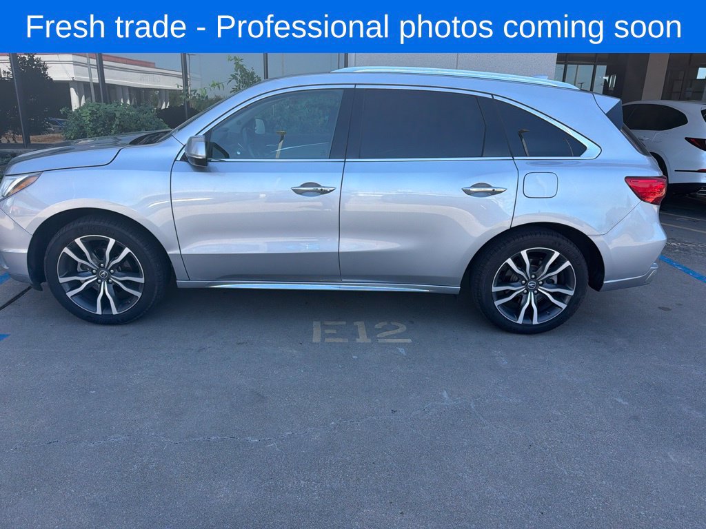 Used 2020 Acura MDX w/ Advance & Entertainment Pkg AWD/4WD image 2