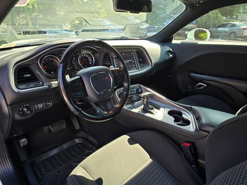 Used 2020 Dodge Challenger R/T Scat Pack RWD image 11