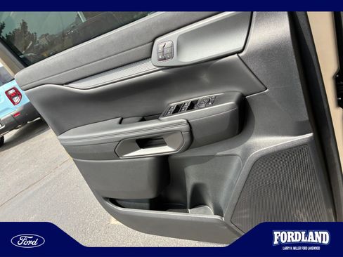 Used 2025 Ford Ranger Raptor AWD/4WD image 13