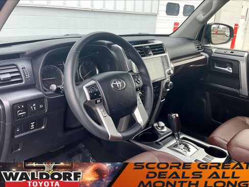 Used 2021 Toyota 4Runner Limited image 18