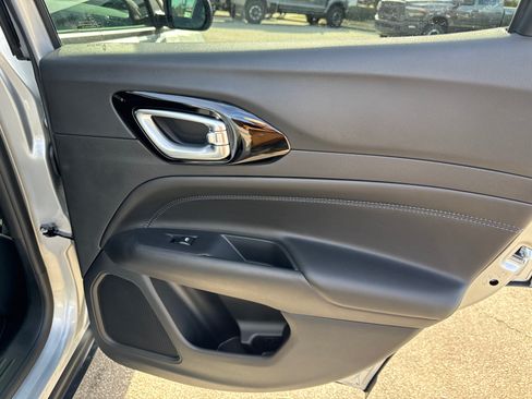 New 2026 Jeep Compass Latitude AWD/4WD image 15