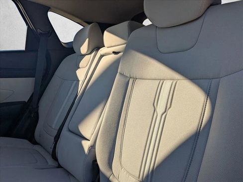 New 2026 Hyundai Tucson SEL image 18