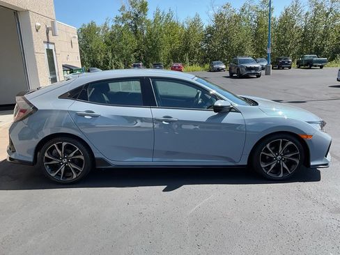 Used 2019 Honda Civic Sport image 4