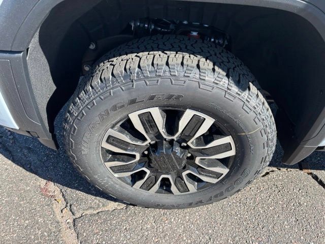 New 2026 GMC Sierra 2500 Denali Ultimate AWD/4WD image 11