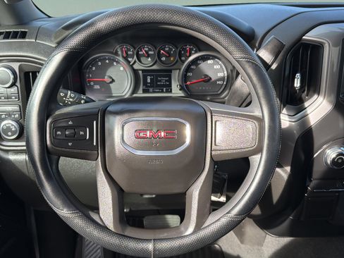 Used 2021 GMC Sierra 1500 w/ Sierra Value Package image 9