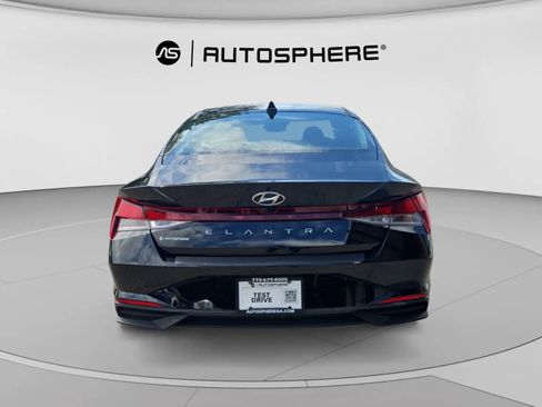 Used 2023 Hyundai Elantra SEL FWD image 7