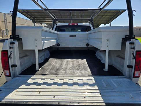 Used 2022 RAM 1500 Tradesman w/ Power & Remote Entry Group image 9