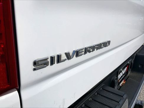 Used 2019 Chevrolet Silverado 1500 LT w/ Texas Edition image 29