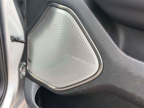 Used 2021 RAM 1500 Limited AWD/4WD image 14