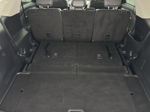 Used 2025 Ford Explorer Active w/ Active Comfort Package AWD/4WD image 20